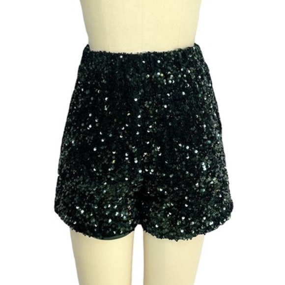 21 - BLACK SEQUIN HIGH WAIST SHORTS - Picture 4 of 6